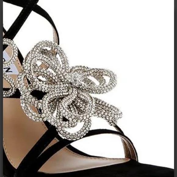 Steve Madden Unleashed Black Suede  Rhinestone Flower Strappy Heels - Picture 1 of 8